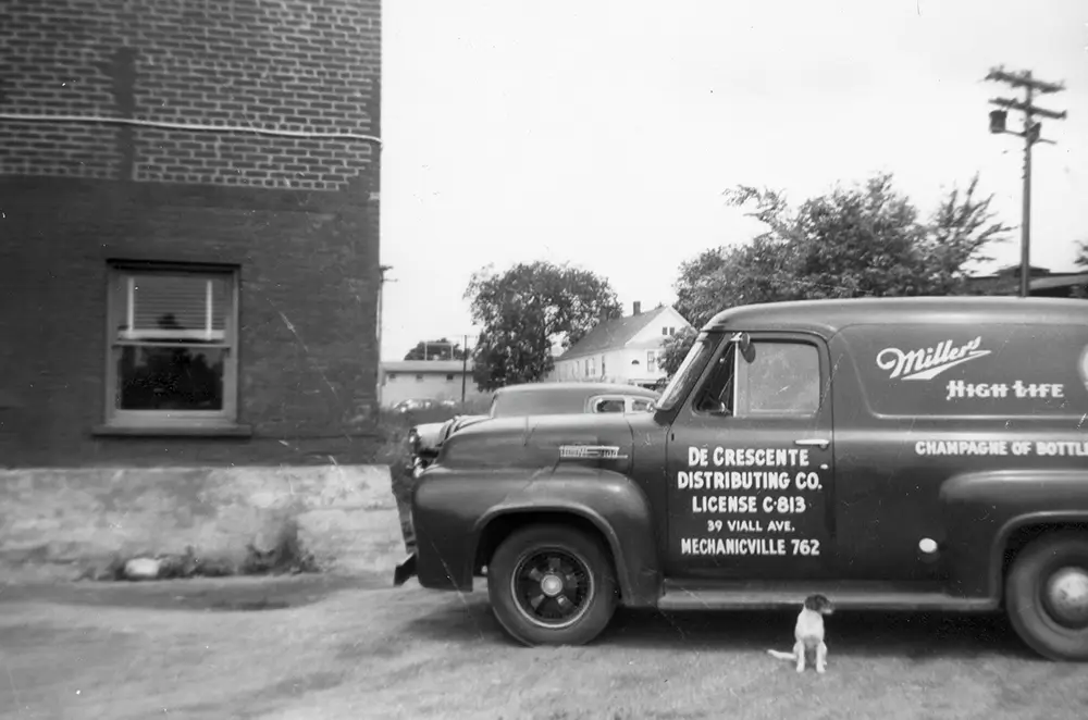 DeCrescente Distributing Company Inc